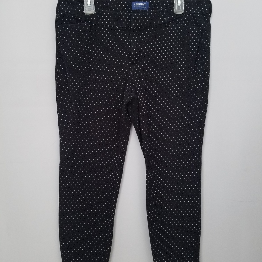 Old Navy Pixie Cut Tiny Tear Drop Print Pants
